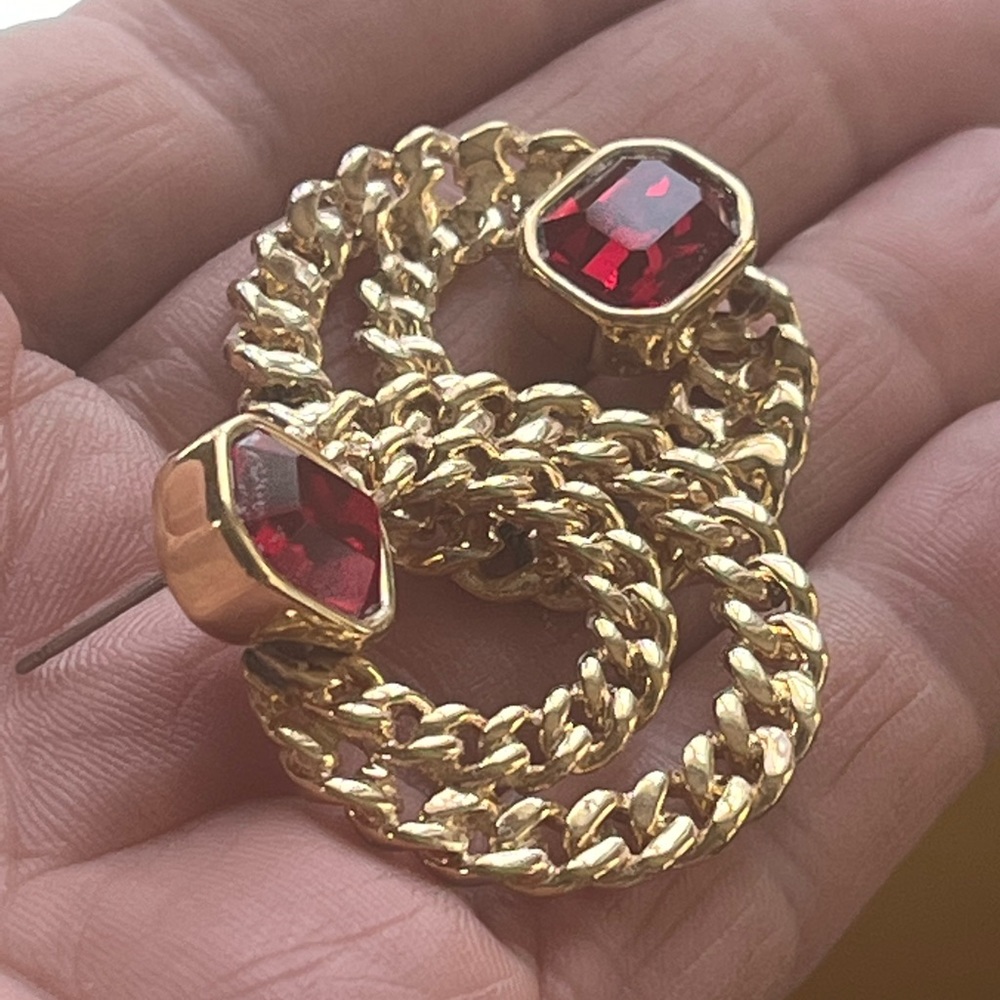 Vintage gold and garnet earrings